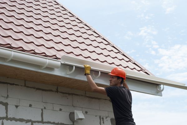 Rain Gutter Repair in Sun City Center