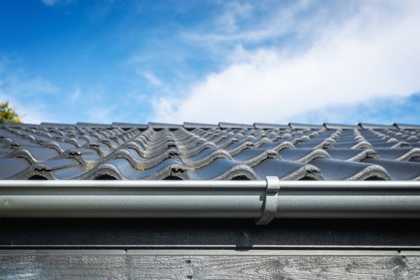 Half Round Gutter Repair in Sun City Center