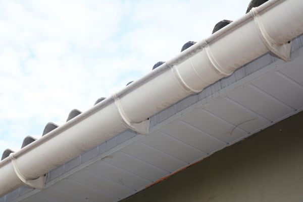 Plastic Gutter Installation in Sun City Center