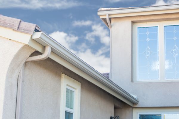 Continuous Gutter Installation in Sun City Center
